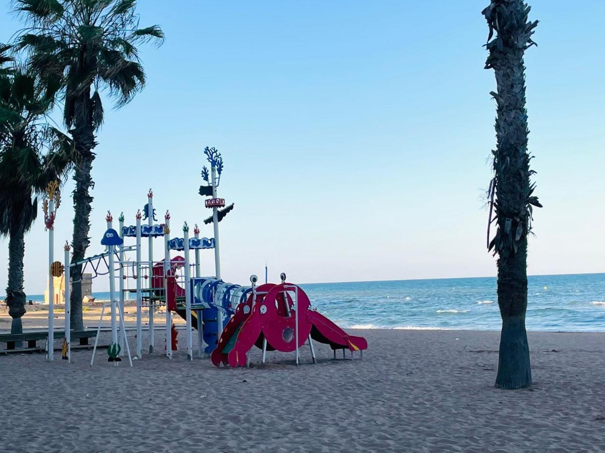 El Papagayo Apartment 2 Mins Walking To The Beach Torrevieja Zewnętrze zdjęcie